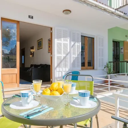Yourhouse Miquel بيت للعطل *